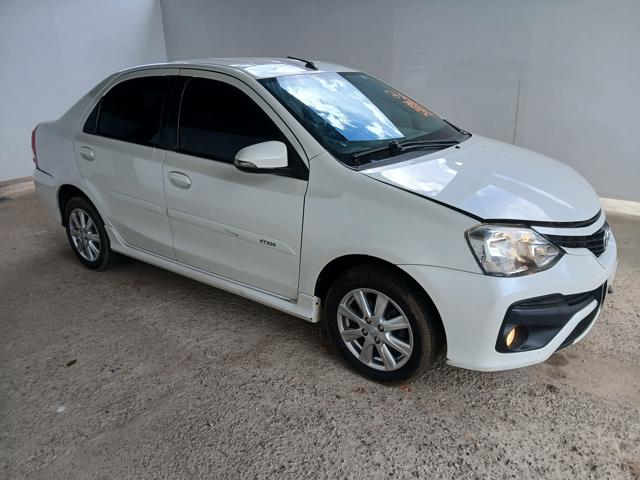 TOYOTA ETIOS 2018