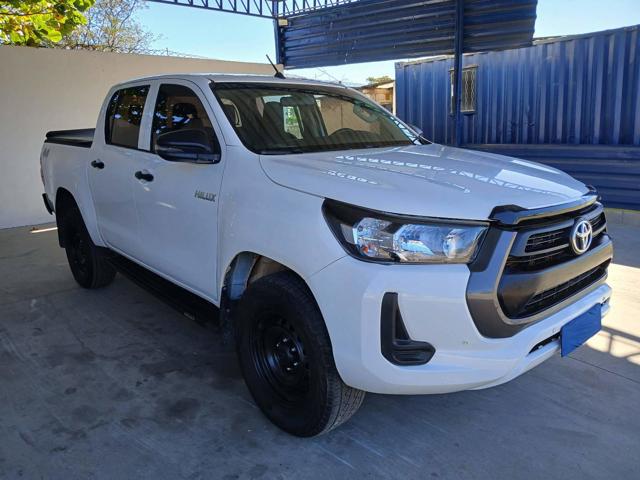 TOYOTA HILUX 2024 
