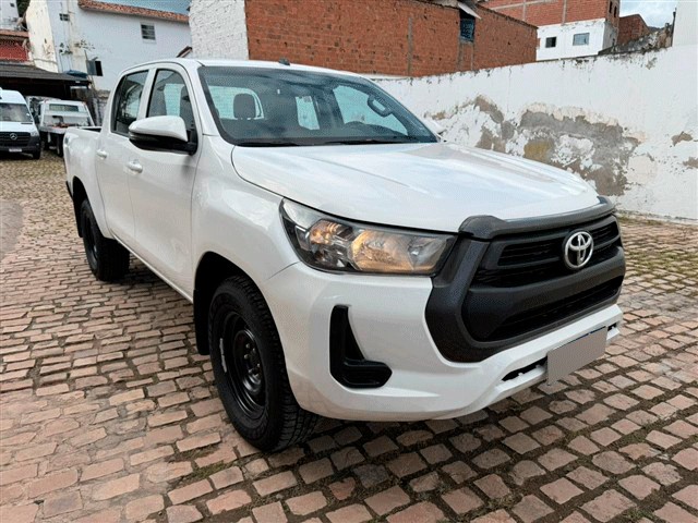 TOYOTA HILUX 2024 