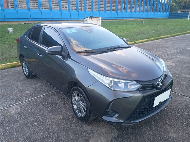 TOYOTA - YARIS SA XS15 2024